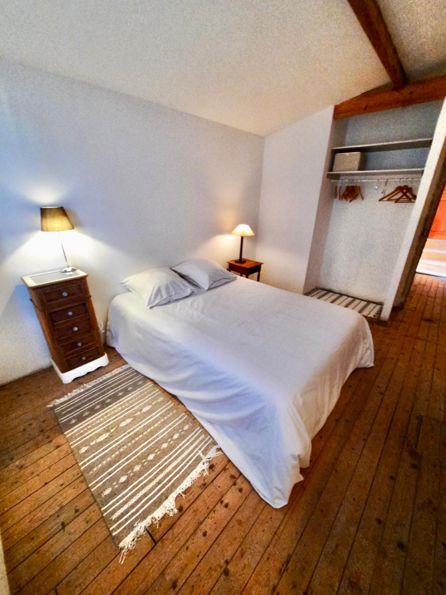Bed and Breakfast Pierres Et Jardins Senlis  Esterno foto