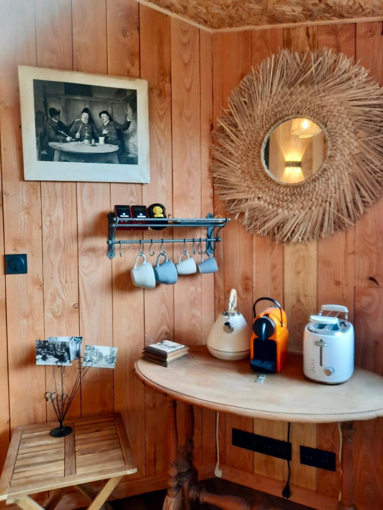 Bed and Breakfast Pierres Et Jardins Senlis  Esterno foto