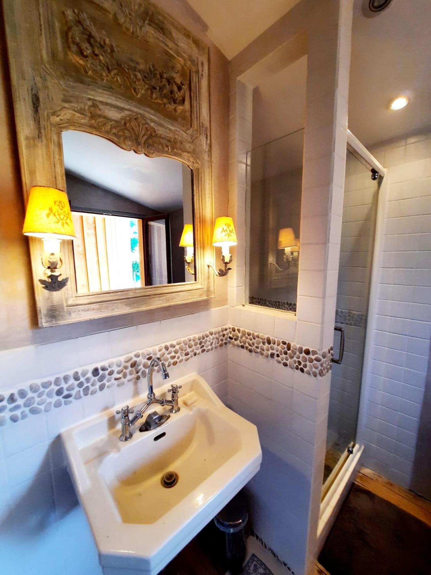 Bed and Breakfast Pierres Et Jardins Senlis  Esterno foto