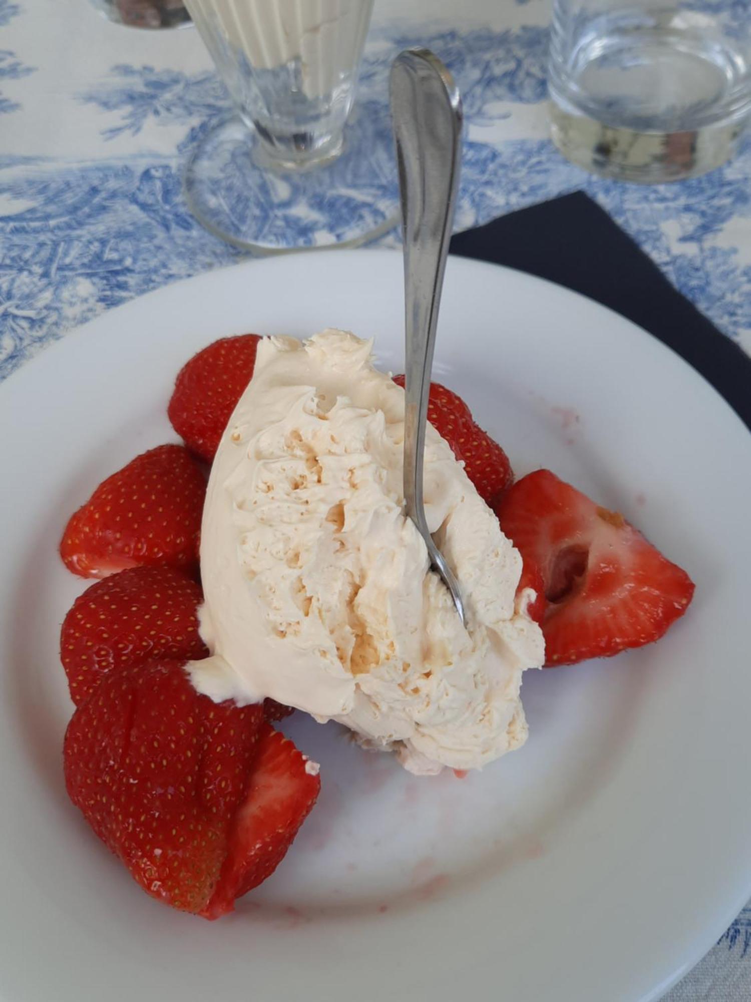 Bed and Breakfast Pierres Et Jardins Senlis  Esterno foto